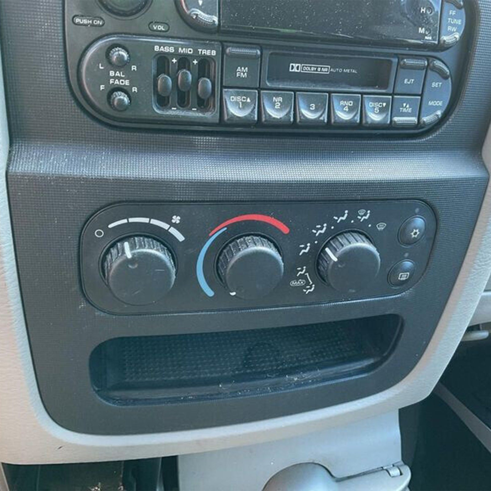 2002-2005 Dodge Ram 2500 Climate Control