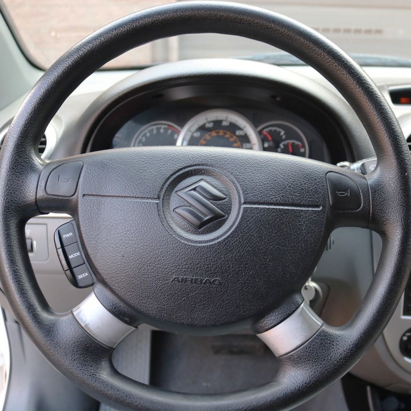 2004-2008 Suzuki Forenza Steering Wheel Airbag