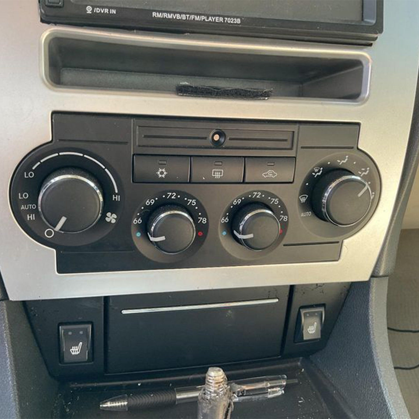 2006-2007 Jeep Commander Climate Control