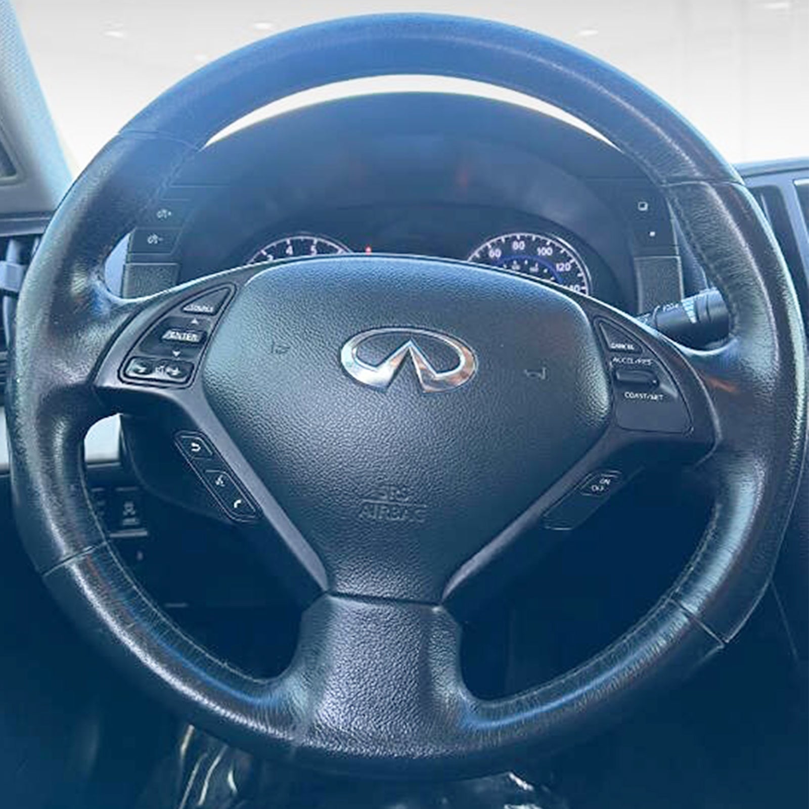 2008-2013 Infiniti G37 Steering Wheel Airbag