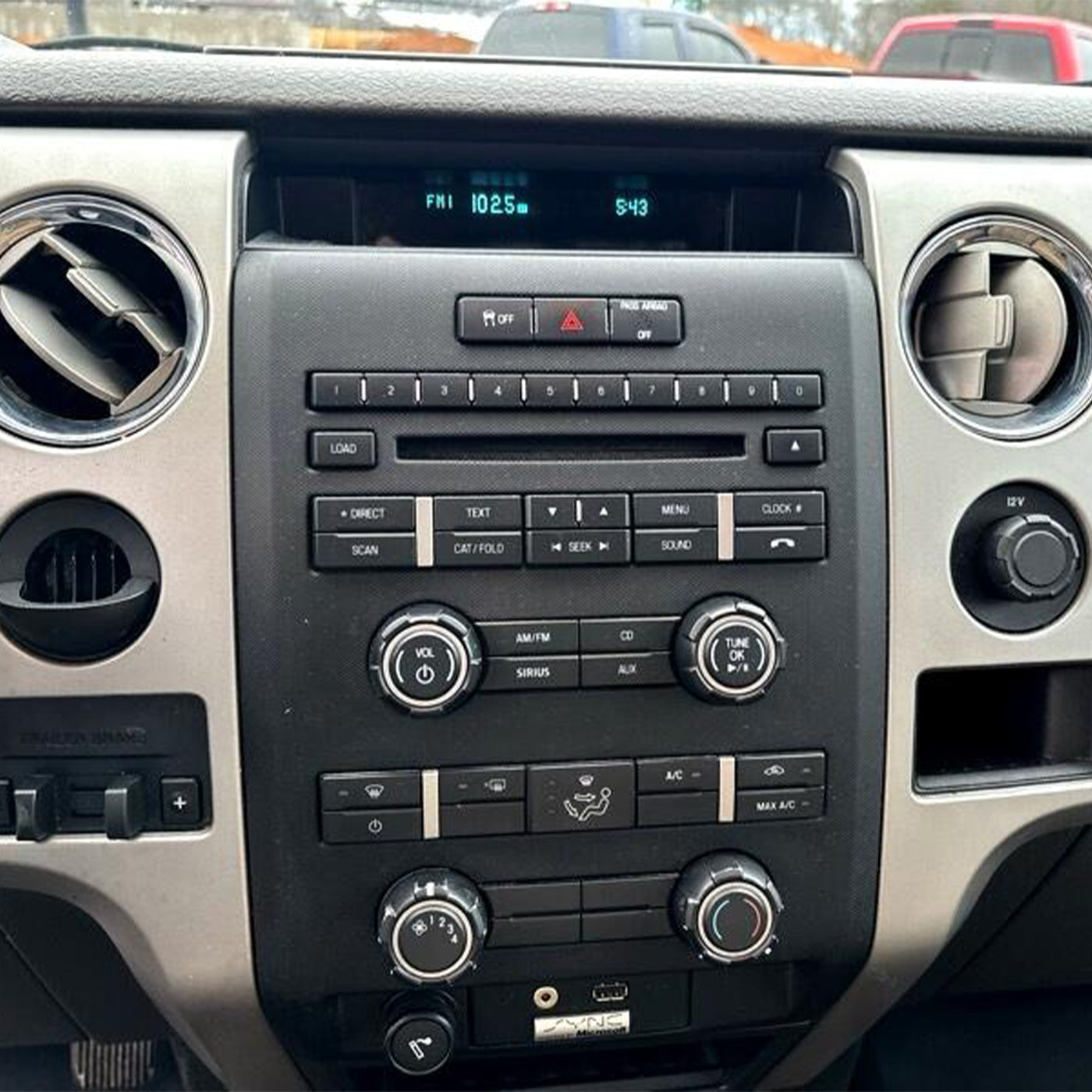 2009-2010 Ford F-150 Radio Control Panel