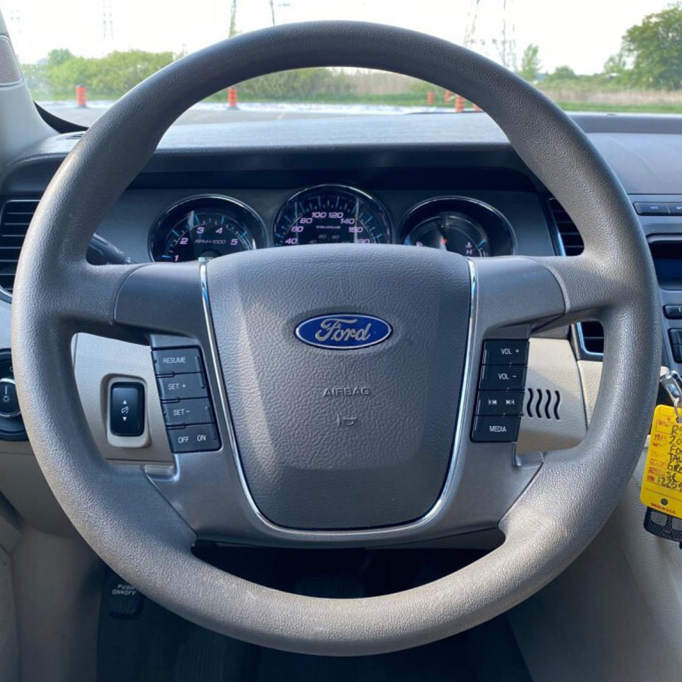 2010 Ford Taurus Steering Wheel Airbag