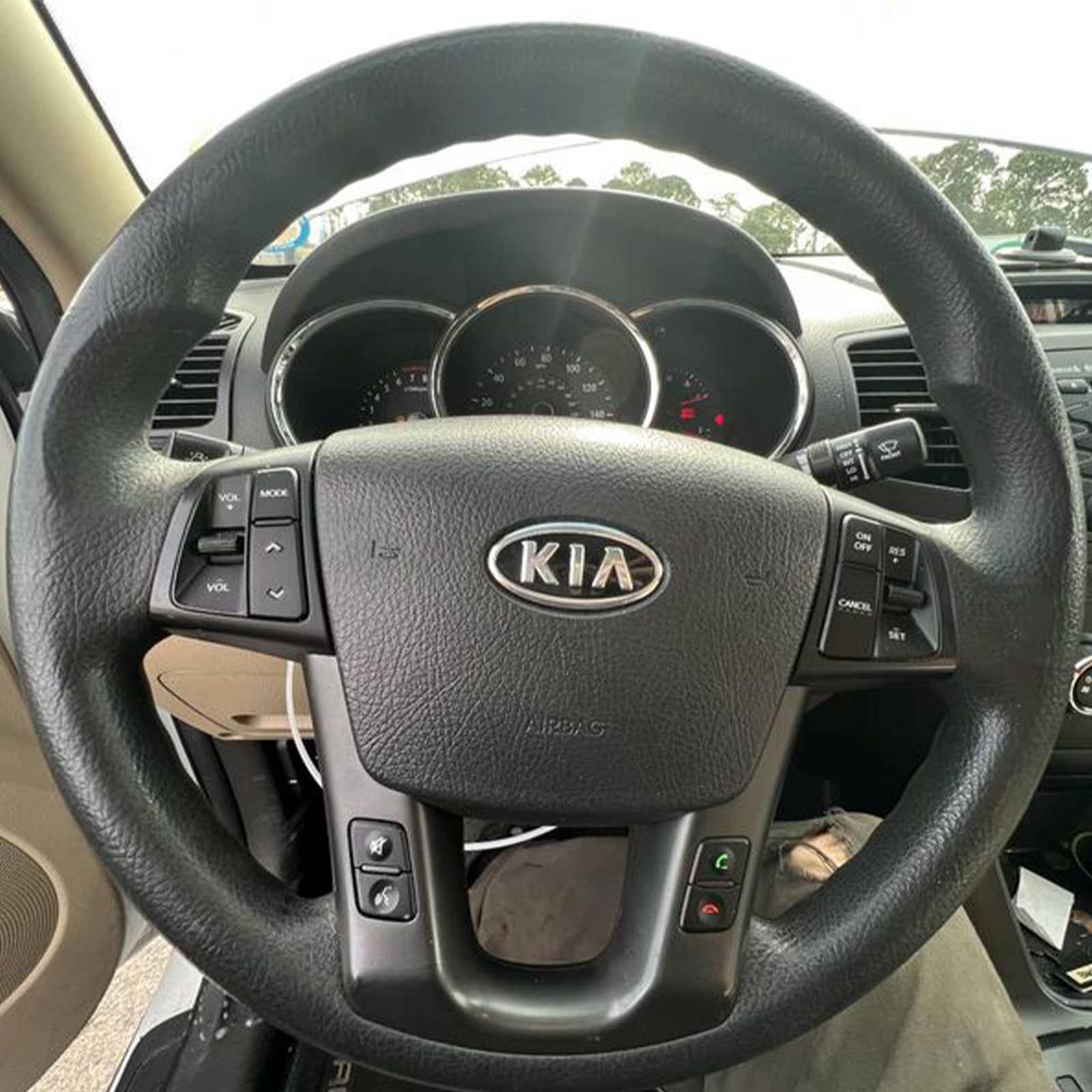 2011-2013 Kia Sorento Steering Wheel Airbag