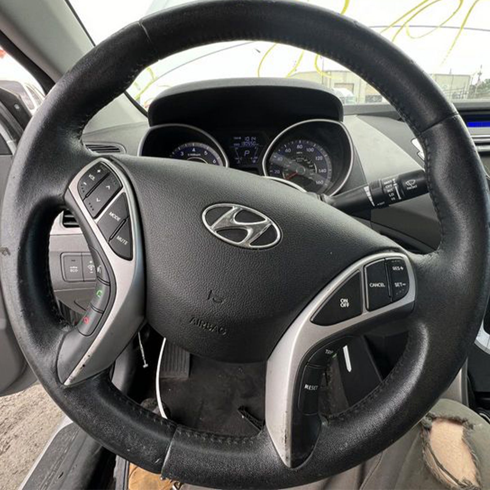 2011-2016 Hyundai Elantra Steering Wheel Airbag