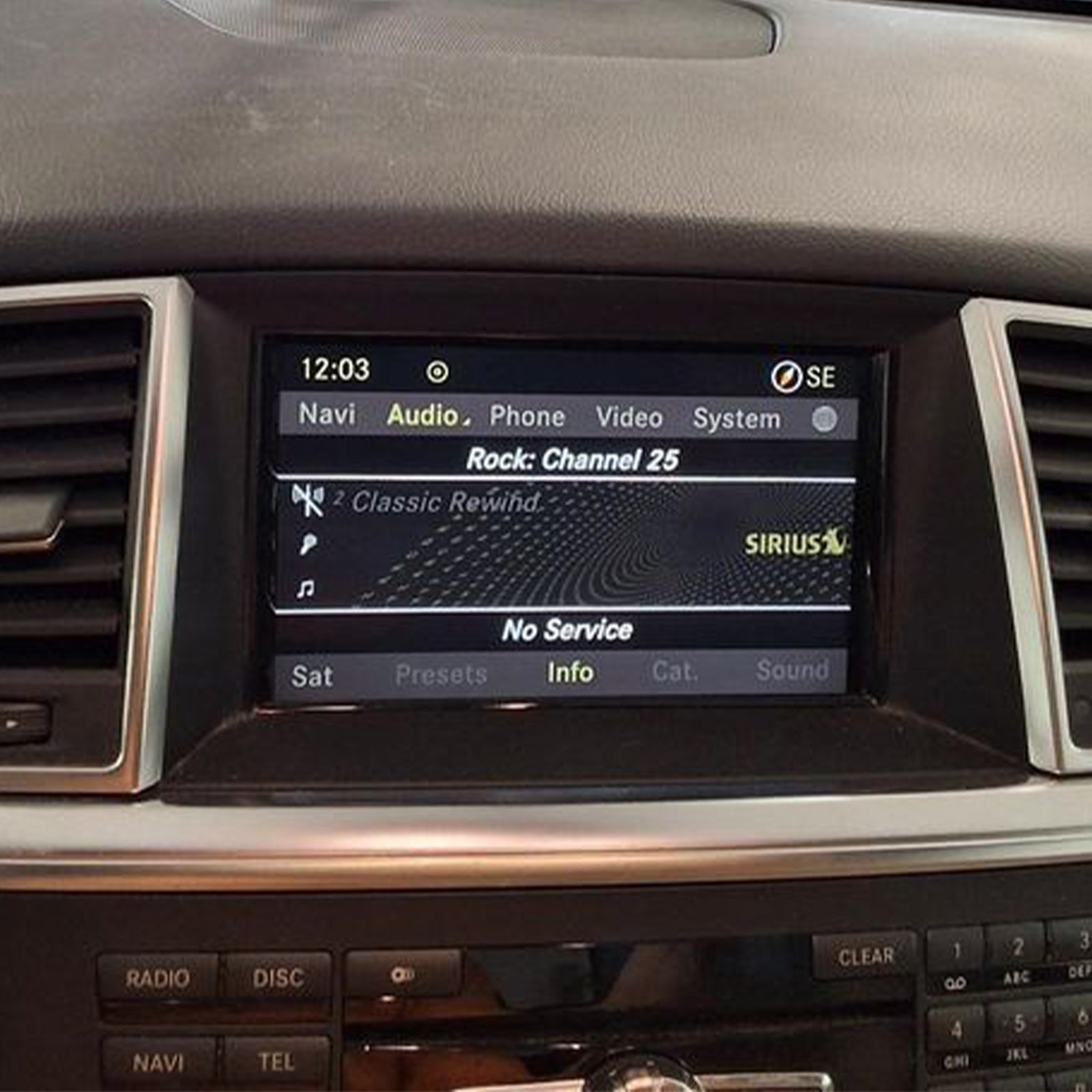 2012-2015 Mercedes C250 Display Screen