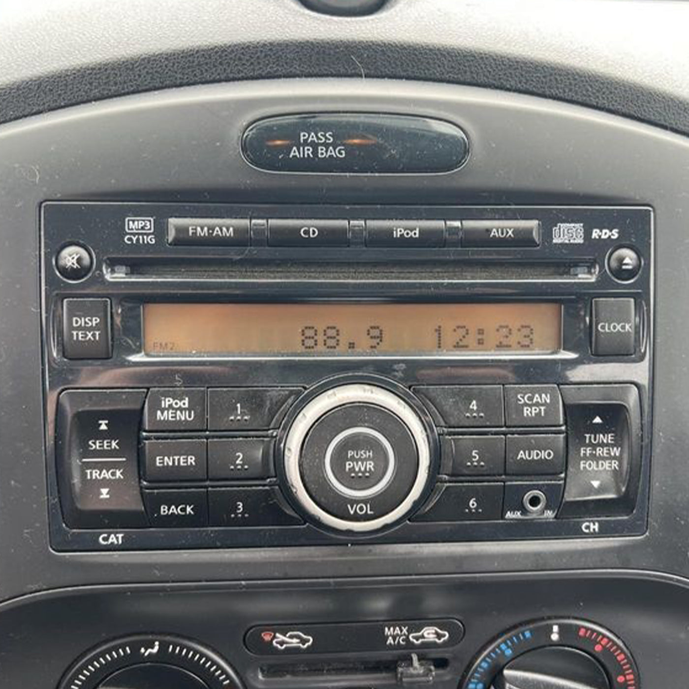 2011-2014 Nissan Juke Radio Receiver