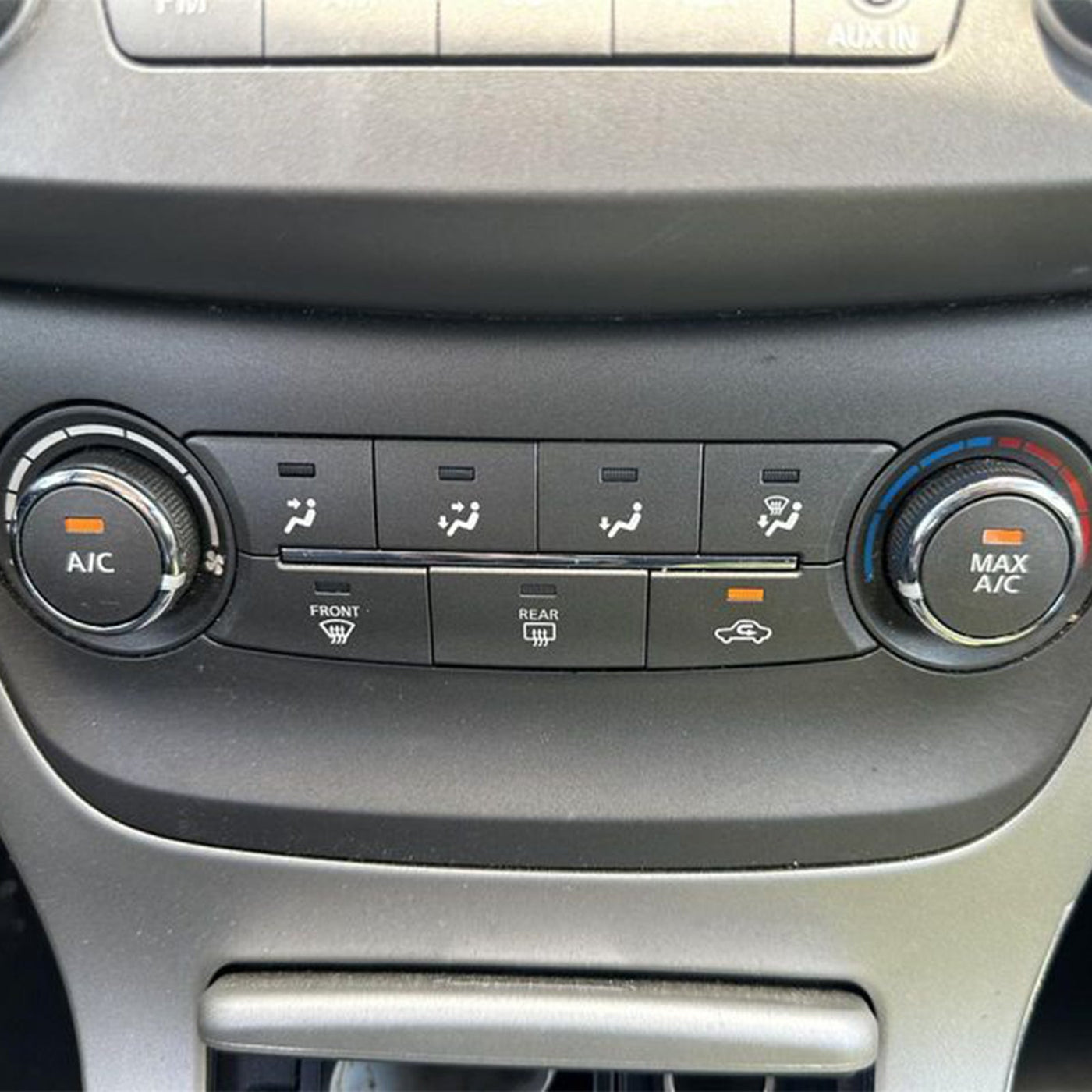 2013-2014 Nissan Sentra Climate Control