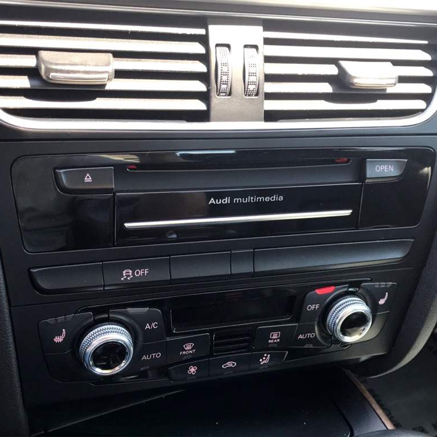 2013-2016 Audi A4 Radio Receiver