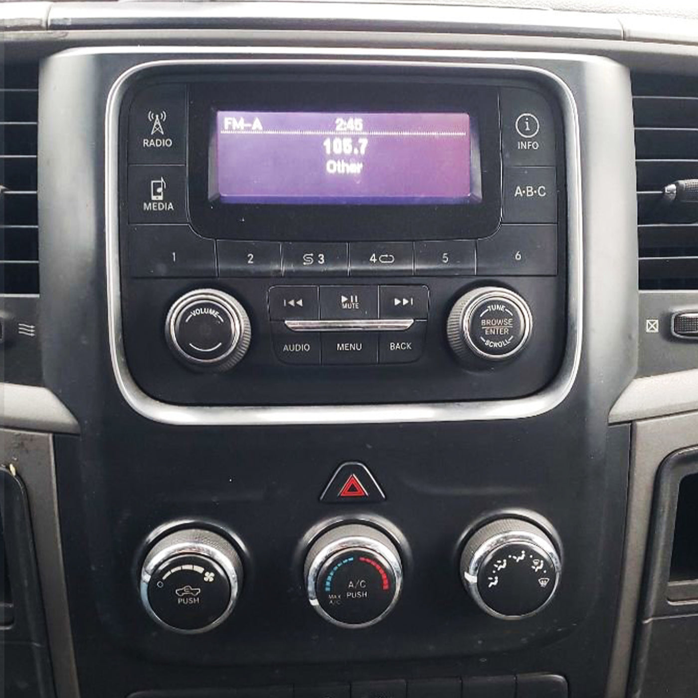 2015-2016 Dodge Truck 1500 Radio Receiver