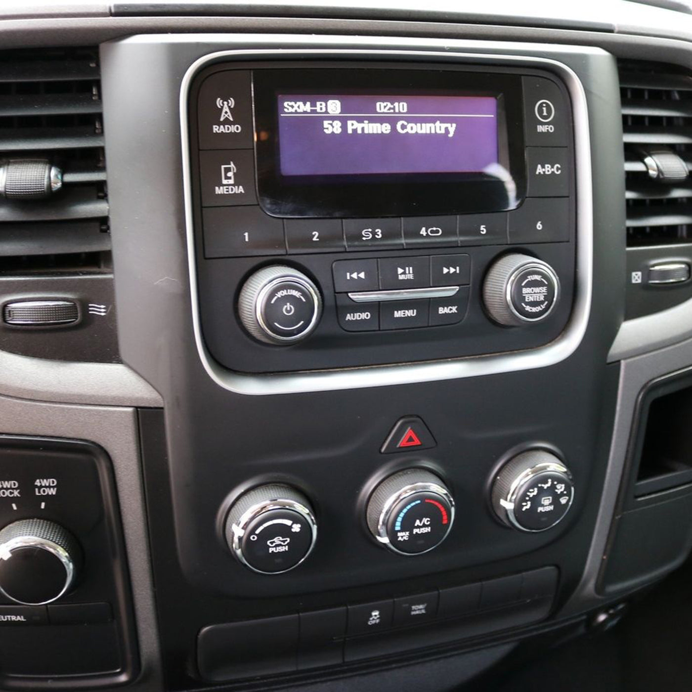 2015-2016 Ram 1500 Radio Receiver