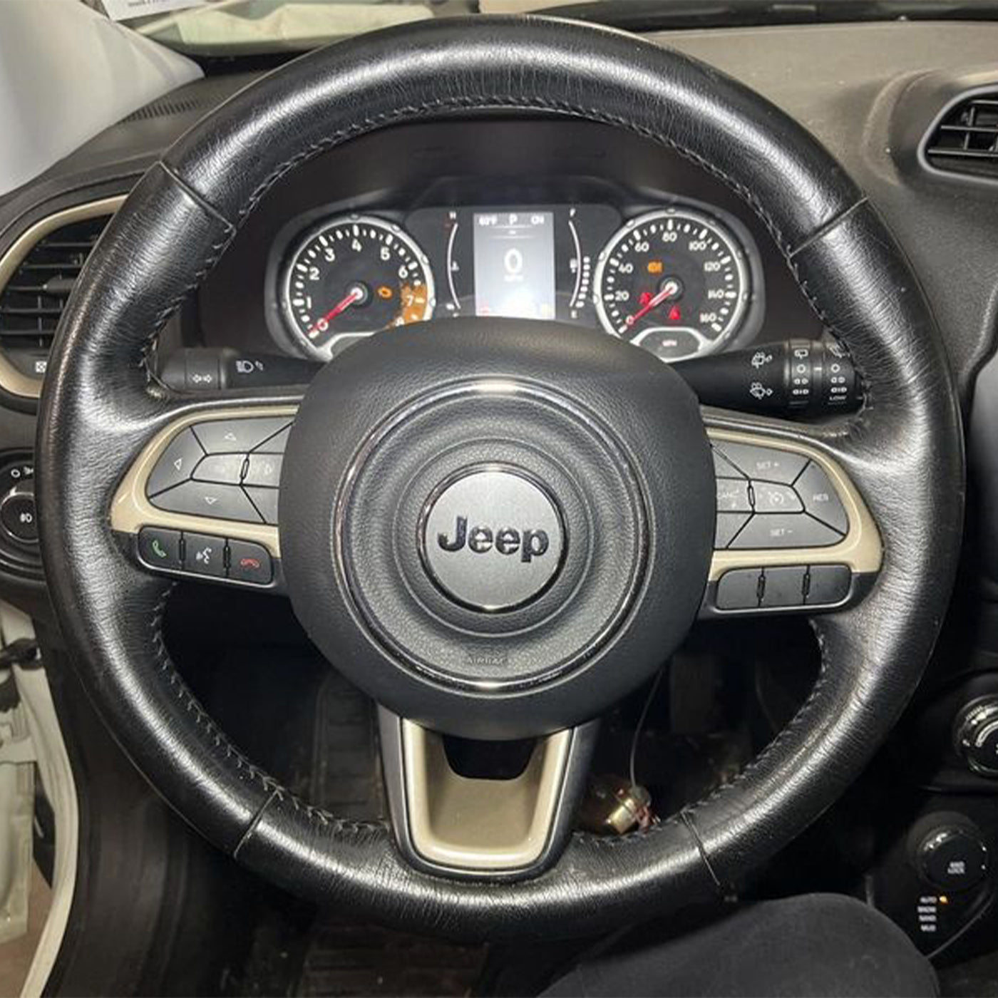 2019-2023 Jeep Renegade Steering Wheel Airbag