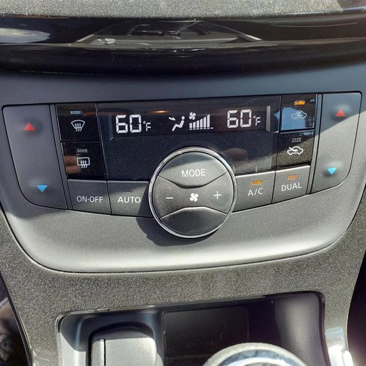 2015-2019 Nissan Sentra Climate Control