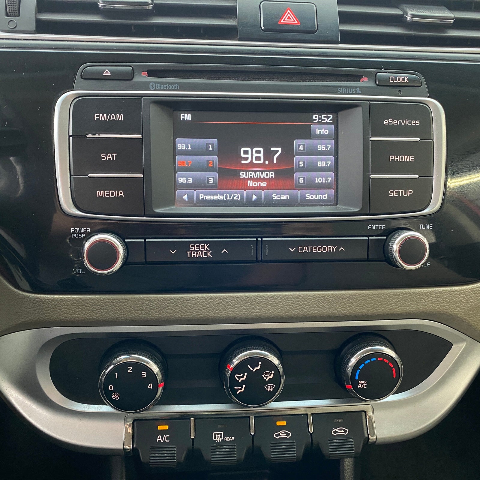 2016-2017 Kia Rio Climate Control