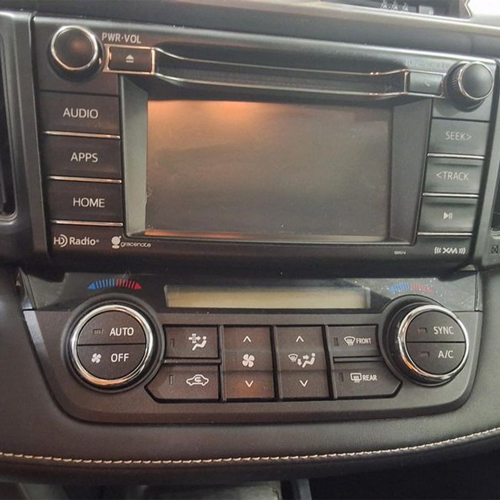 2016-2018 Toyota RAV4 Climate Control