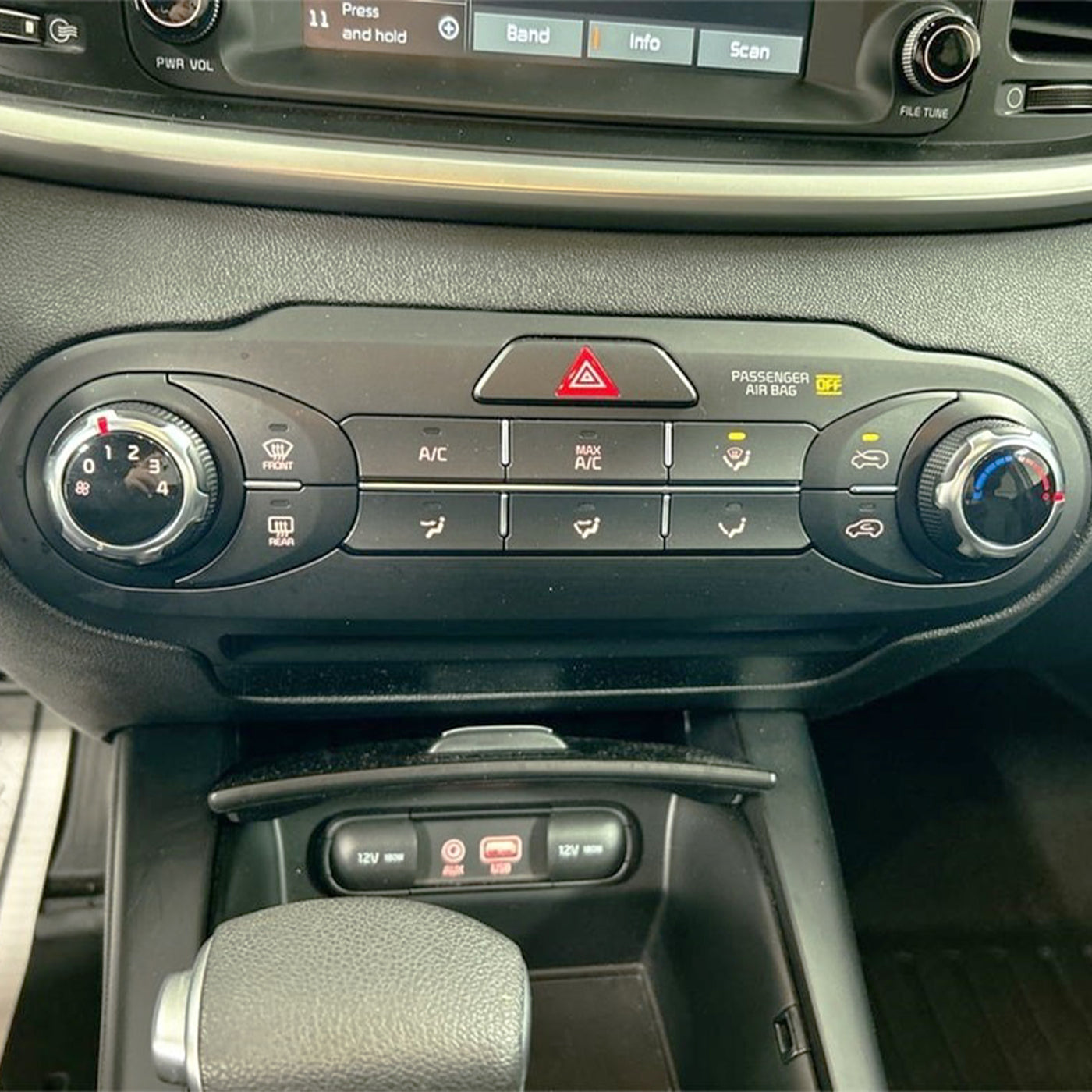 2017-2018 Kia Sorento Climate Control