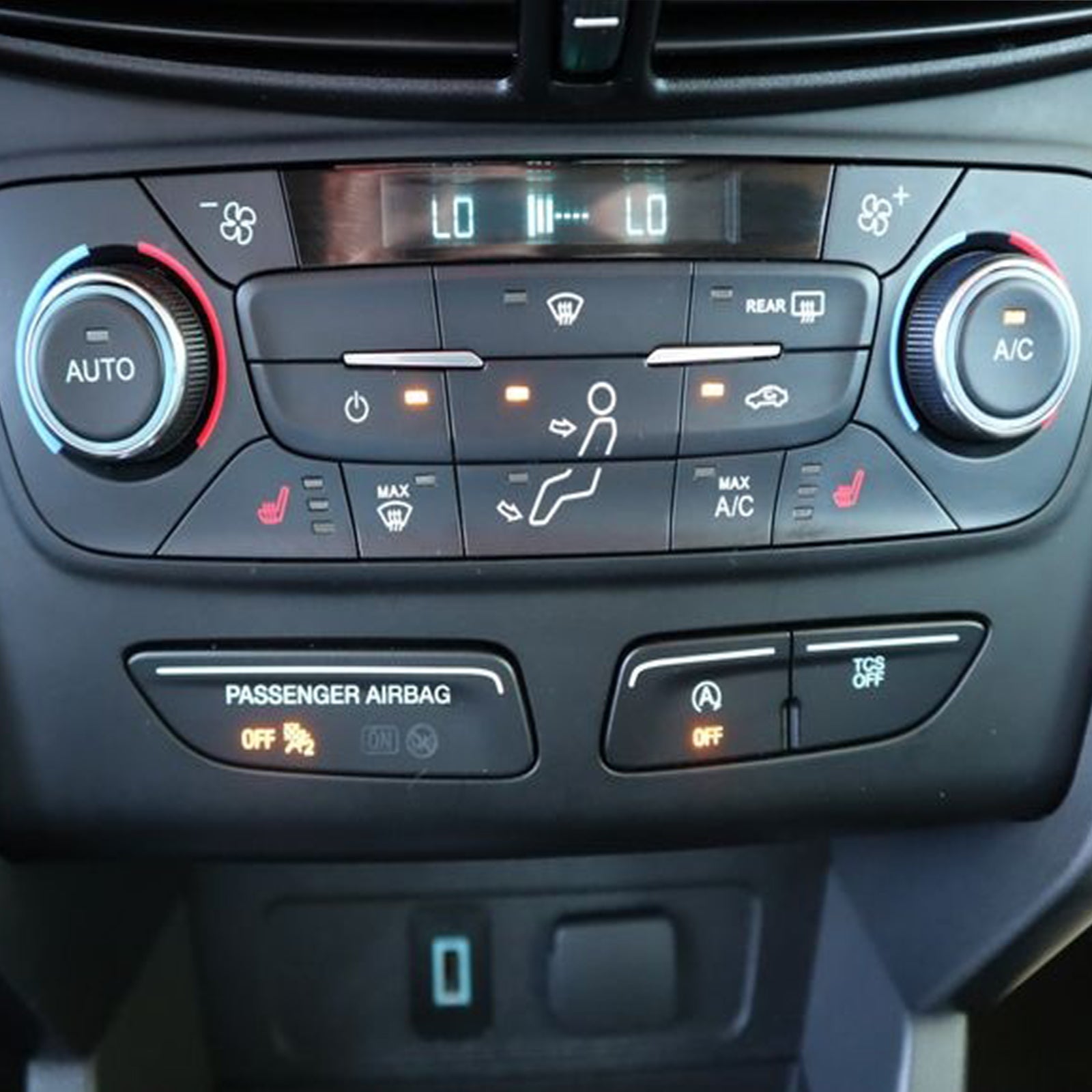 2018-2019 Ford Escape Climate Control