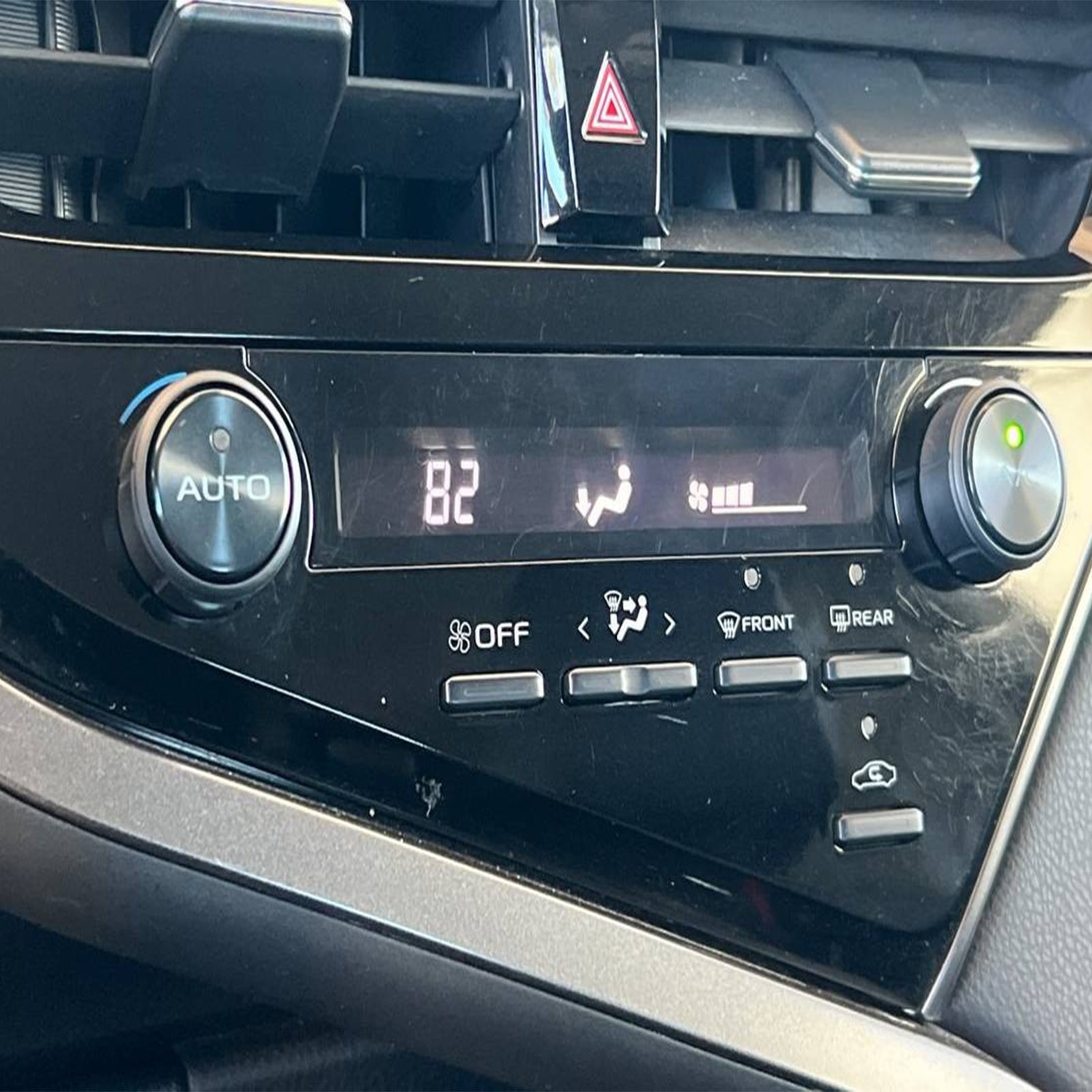 2018-2021 Toyota Camry Climate Control