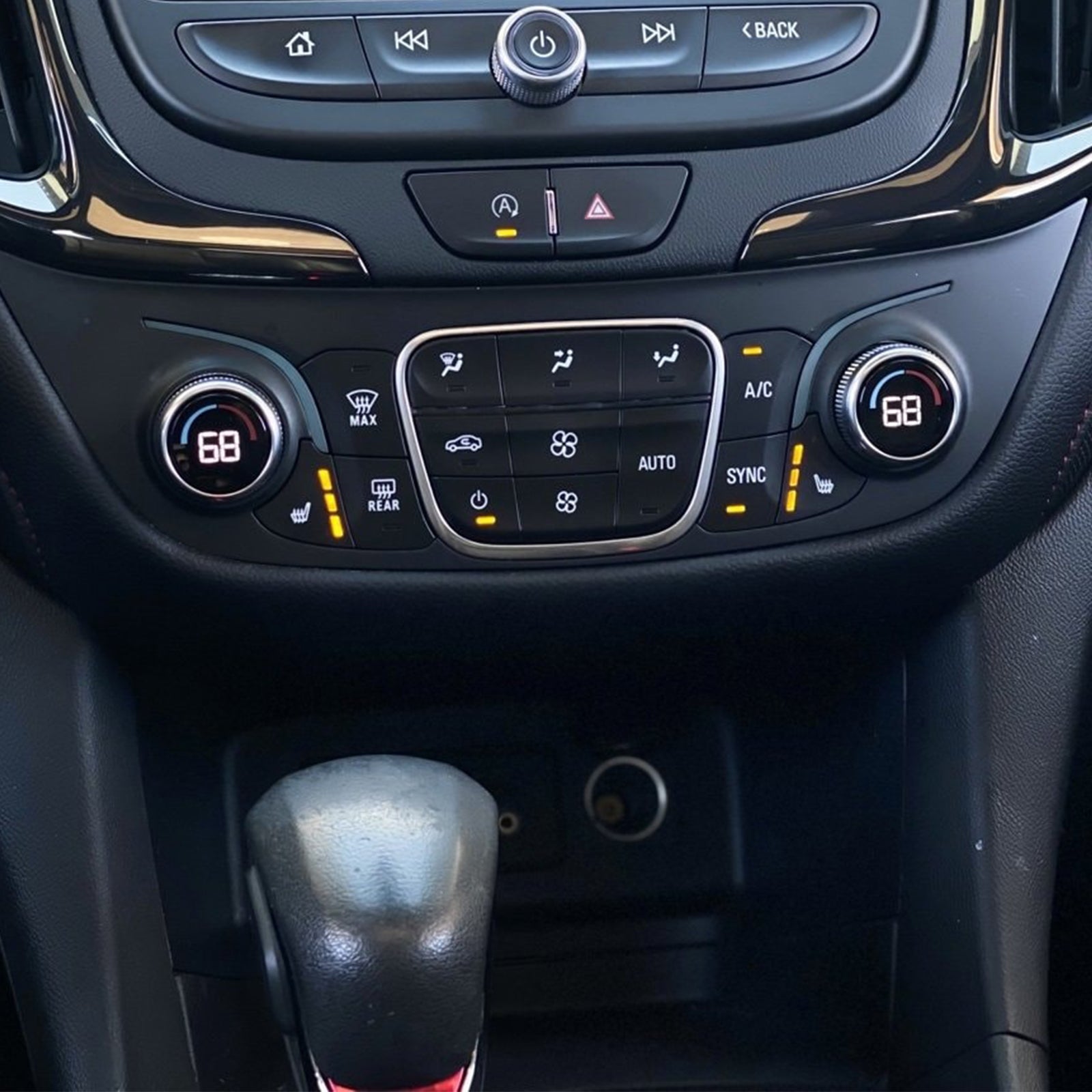 2018 Chevy Equinox Climate Control