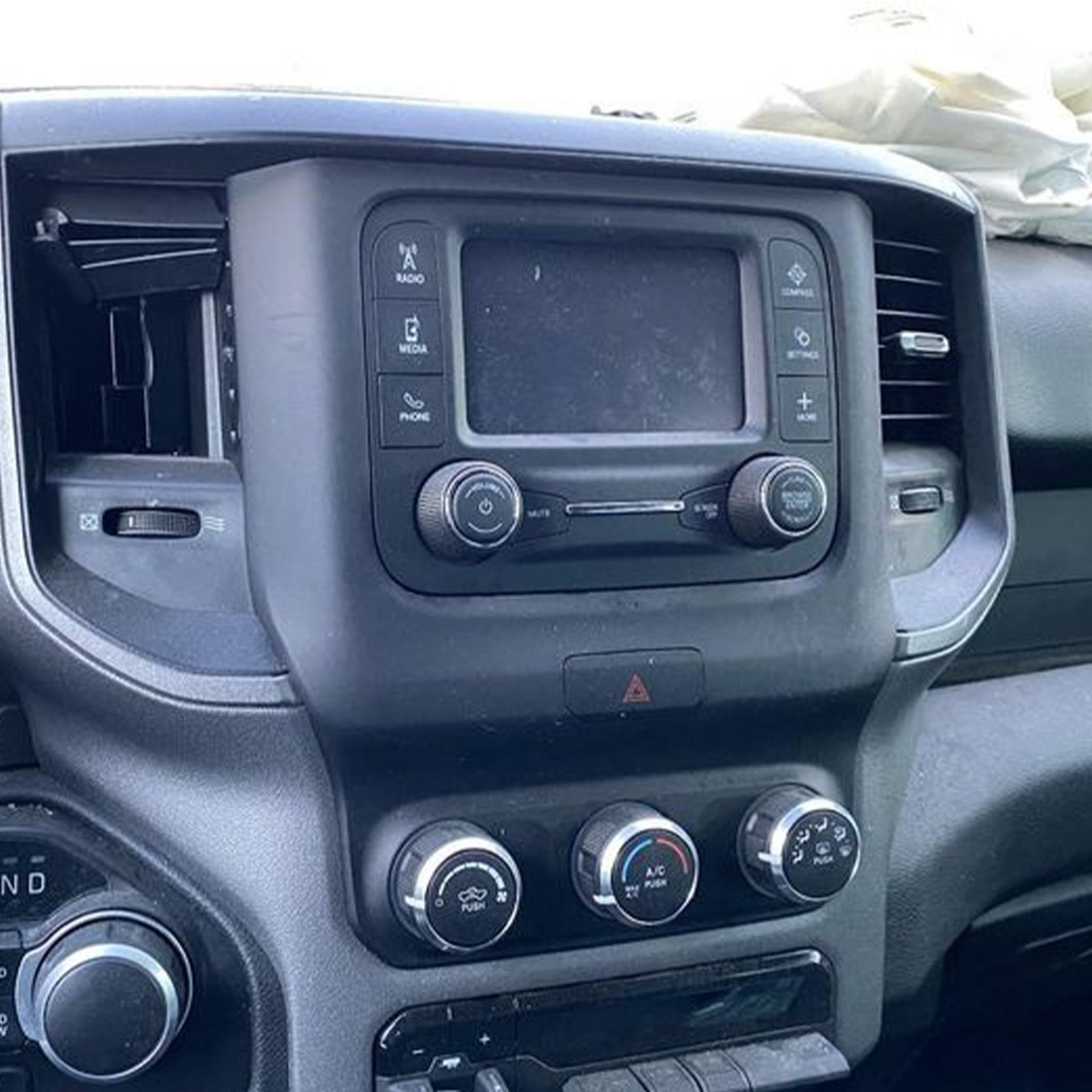 2019-2022 Ram Truck 1500 Climate Control