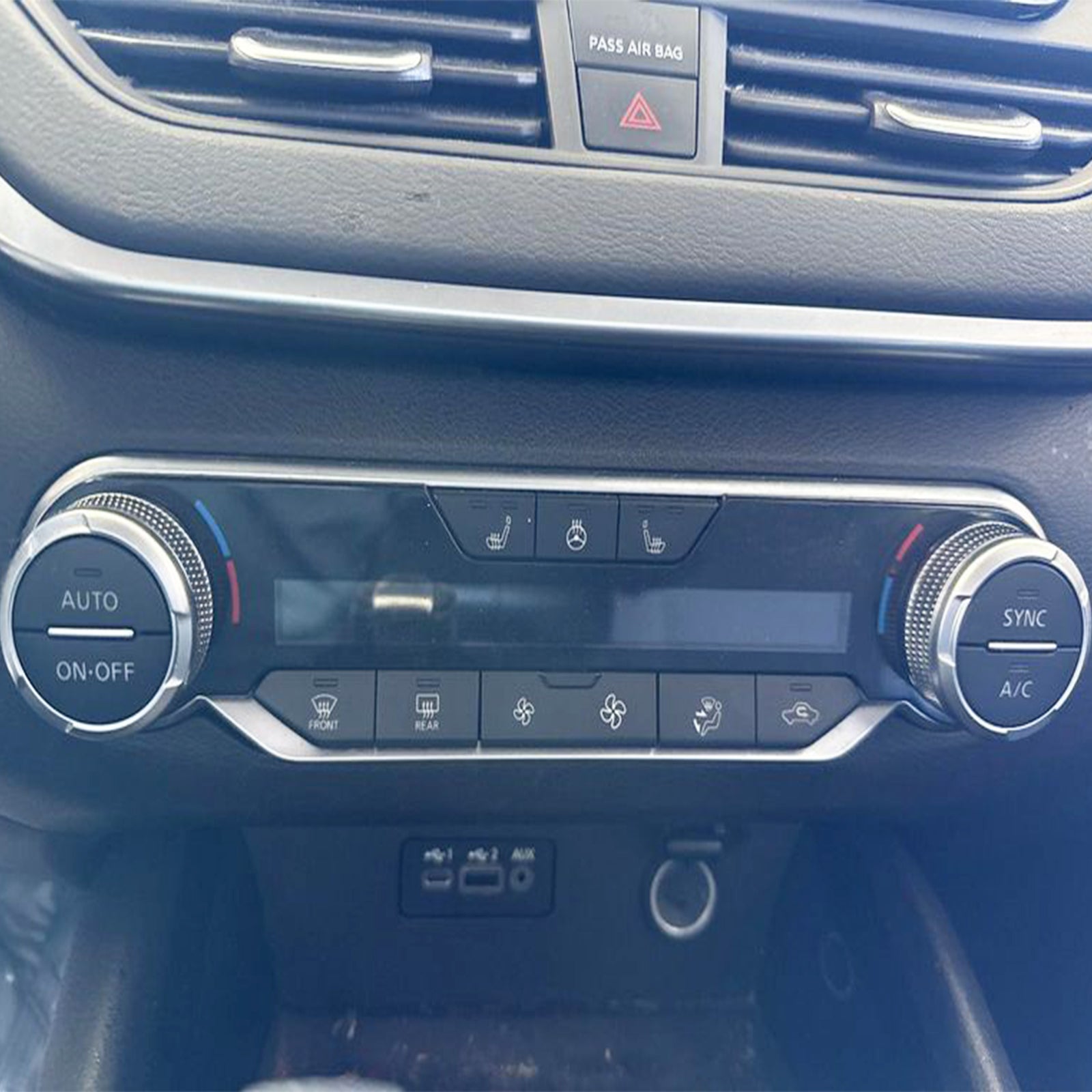 2019-2023 Nissan Altima Climate Control