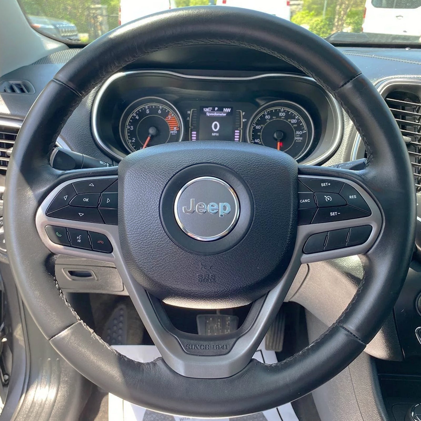 2019-2023 Jeep Cherokee Steering Wheel Airbag
