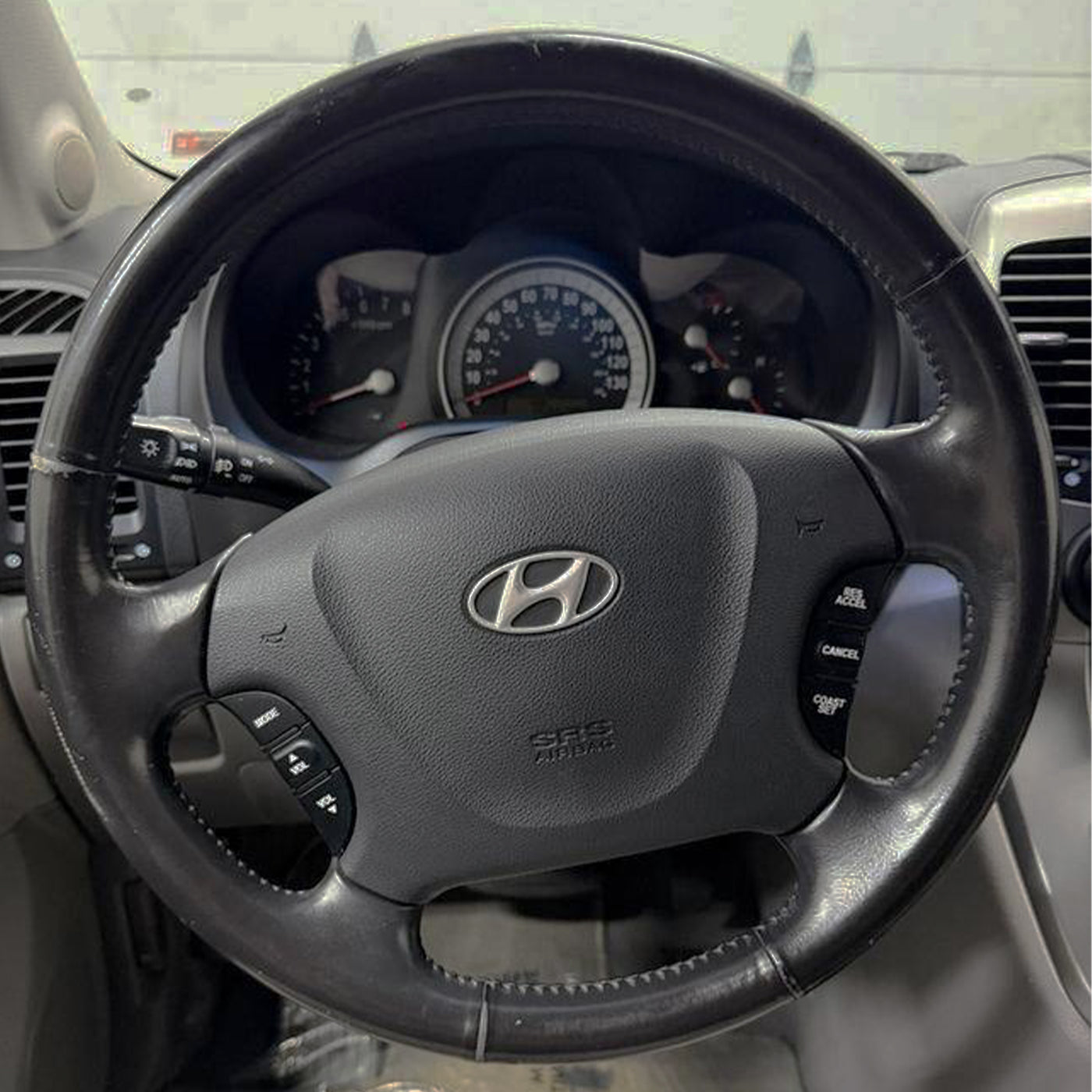 2007-2008 Hyundai Entourage Steering Wheel Airbag